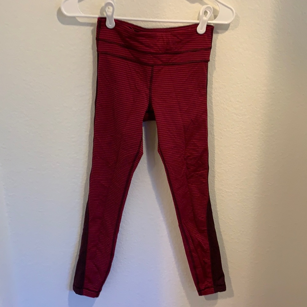 Lululemon 🦵 Legging! Great running 🏃‍♀️ pant!